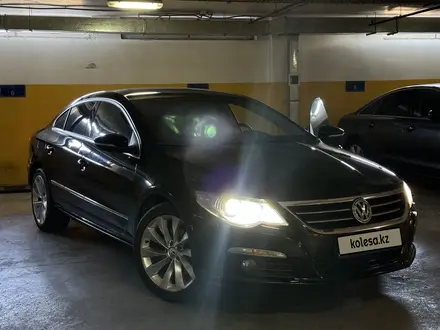 Volkswagen Passat CC 2011 года за 5 290 000 тг. в Астана