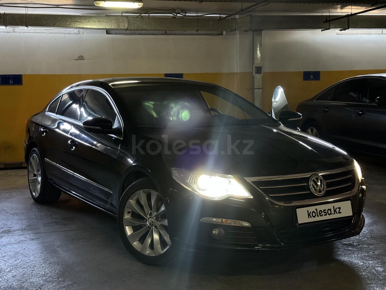 Volkswagen Passat CC 2011 г.