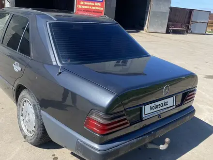 Mercedes-Benz E 200 1989 года за 1 000 000 тг. в Уральск – фото 6