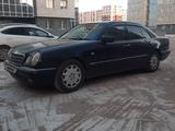 Mercedes-Benz E 280 1997 года за 2 800 000 тг. в Астана – фото 2