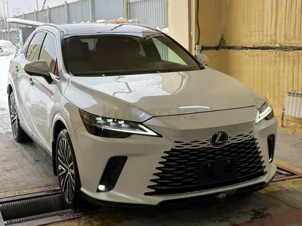 Lexus RX 350h 2024 года за 36 000 000 тг. в Алматы