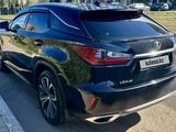 Lexus RX 300 2018 года за 18 800 000 тг. в Астана – фото 2