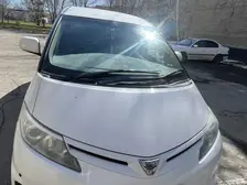 Toyota Estima, 2009