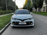 Toyota Camry 2019 года за 14 000 000 тг. в Астана – фото 4