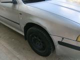 Skoda Octavia 2002 года за 1 600 000 тг. в Актобе – фото 2