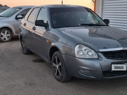 ВАЗ (Lada) Priora 2172 2010 года за 1 100 000 тг. в Атырау – фото 2