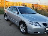 Toyota Camry 2006 года за 4 750 000 тг. в Актобе – фото 2