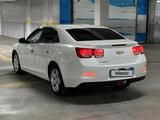 Chevrolet Malibu 2013 года за 6 400 000 тг. в Алматы – фото 4