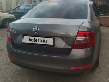 Skoda Octavia 2013 года за 5 600 000 тг. в Актобе – фото 2