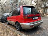 Mitsubishi Space Runner 1995 года за 1 400 000 тг. в Алматы – фото 3