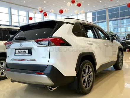 Toyota RAV4 2023 года за 18 922 000 тг. в Петропавловск – фото 16