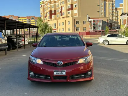 Toyota Camry 2012 года за 7 200 000 тг. в Актобе