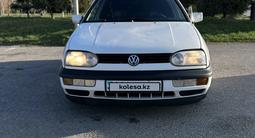 Volkswagen Golf 1994 года за 2 100 000 тг. в Алматы – фото 2