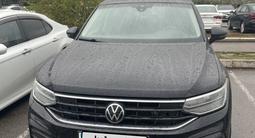 Volkswagen Tiguan 2021 годаfor17 000 000 тг. в Алматы