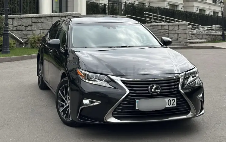 Lexus ES 250 2016 года за 16 000 000 тг. в Алматы