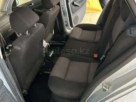 Volkswagen Golf 2000 года за 3 200 000 тг. в Жезказган – фото 3