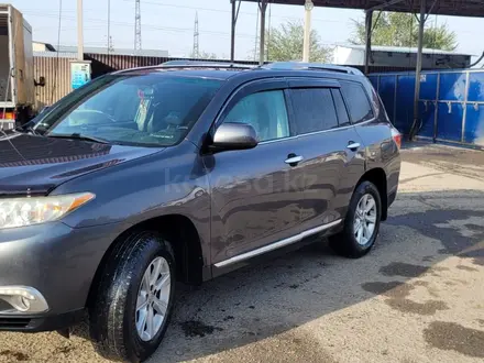 Toyota Highlander 2011 года за 11 000 000 тг. в Тараз – фото 3