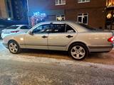 Mercedes-Benz E 200 1998 годаfor1 700 000 тг. в Кокшетау – фото 3