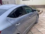 Hyundai Elantra 2016 годаүшін4 650 000 тг. в Жанаозен – фото 2