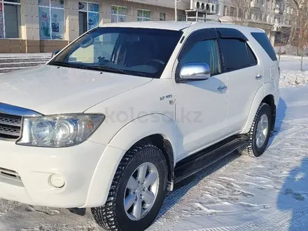 Toyota Fortuner 2009 года за 9 000 000 тг. в Семей – фото 4