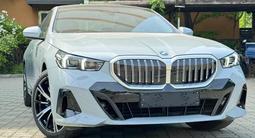 BMW 530 2025 года за 33 000 000 тг. в Астана – фото 2