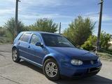 Volkswagen Golf 2001 года за 2 750 000 тг. в Караганда