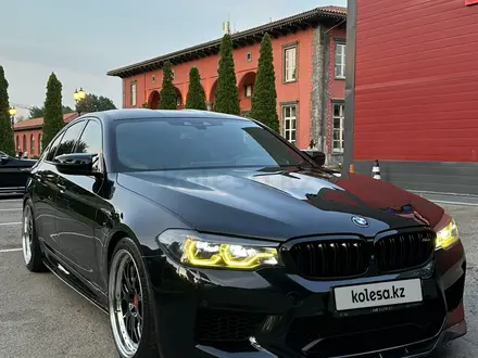 BMW M5 2019 года за 45 000 000 тг. в Алматы