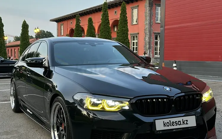 BMW M5 2019 года за 45 000 000 тг. в Алматы