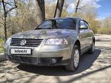 Volkswagen Passat 2002 года за 3 500 000 тг. в Семей – фото 2