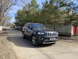 Jeep Grand Cherokee 2014 годаfor9 000 000 тг. в Уральск