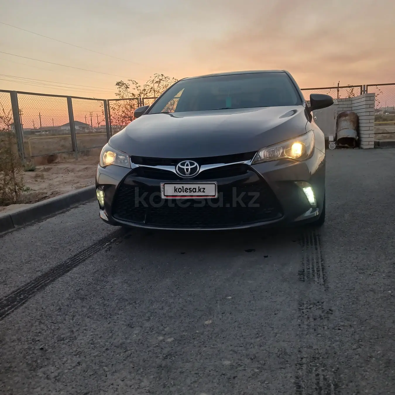 Toyota Camry, 2015