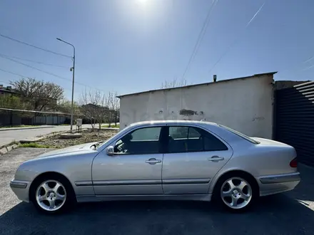 Mercedes-Benz E 320 2000 года за 6 000 000 тг. в Шымкент