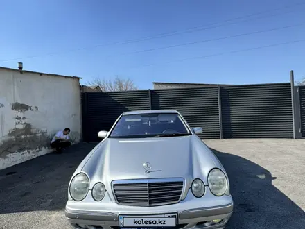 Mercedes-Benz E 320 2000 года за 6 000 000 тг. в Шымкент – фото 14