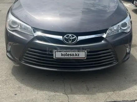 Toyota Camry 2016 года за 7 900 000 тг. в Актобе