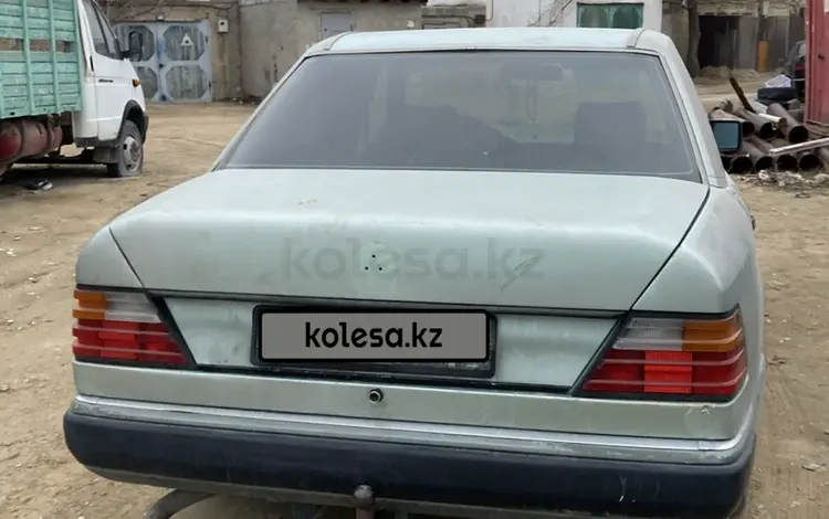 Mercedes-Benz E 230 1991 годаүшін800 000 тг. в Актау