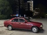 Mercedes-Benz C 180 1993 года за 900 000 тг. в Караганда