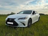 Lexus ES 250 2022 года за 22 900 000 тг. в Астана