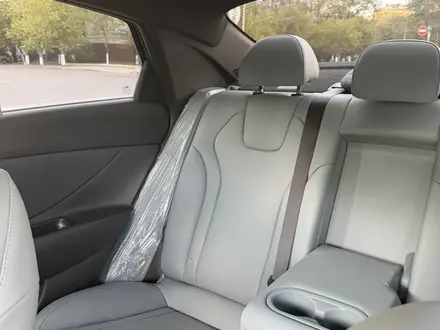 Hyundai Elantra 2025 года за 10 900 000 тг. в Караганда – фото 21