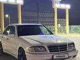 Mercedes-Benz C 200 1998 годаfor3 500 000 тг. в Жанаозен – фото 4