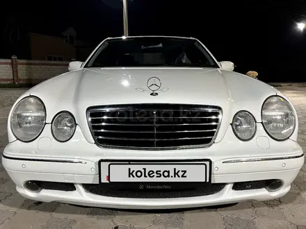 Mercedes-Benz E 55 AMG 2002 года за 14 500 000 тг. в Алматы – фото 28