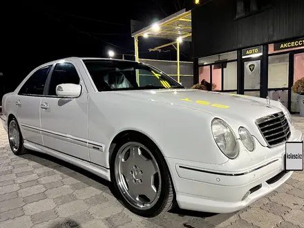 Mercedes-Benz E 55 AMG 2002 года за 14 500 000 тг. в Алматы – фото 30