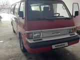 Mazda Bongo 1995 года за 800 000 тг. в Шымкент – фото 2