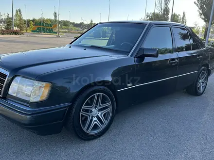 Mercedes-Benz E 280 1994 года за 2 500 000 тг. в Алматы – фото 29