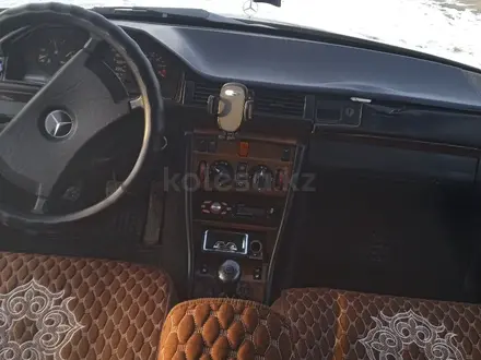 Mercedes-Benz E 260 1990 года за 1 000 000 тг. в Кызылорда – фото 10