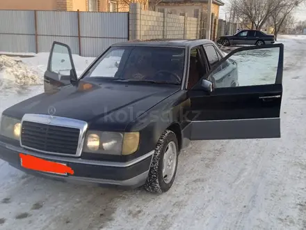 Mercedes-Benz E 260 1990 года за 1 000 000 тг. в Кызылорда – фото 3