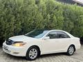 Toyota Camry 2004 годаүшін4 700 000 тг. в Алматы – фото 2