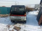 Mitsubishi Delica 1993 годаfor1 600 000 тг. в Алматы – фото 3