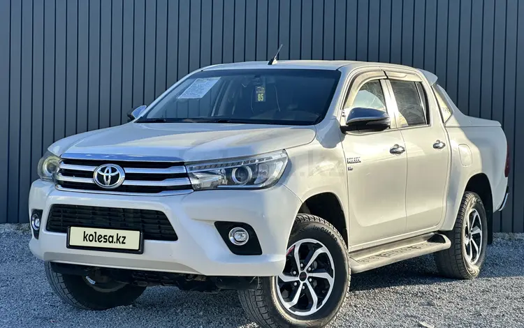 Toyota Hilux 2022 года за 22 350 000 тг. в Актобе