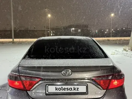 Toyota Camry 2016 года за 9 350 000 тг. в Атырау – фото 2