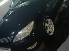 Toyota Camry, 2005